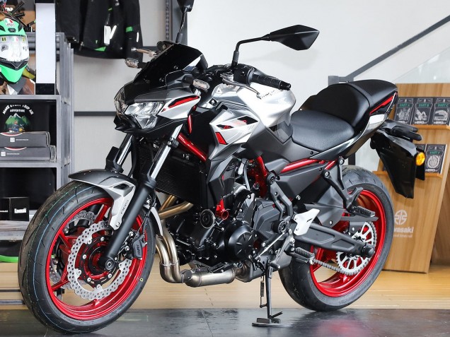 2020-2025 Kawasaki Ninja Z650 Motorcycle Fairings - Black Silver Red UK