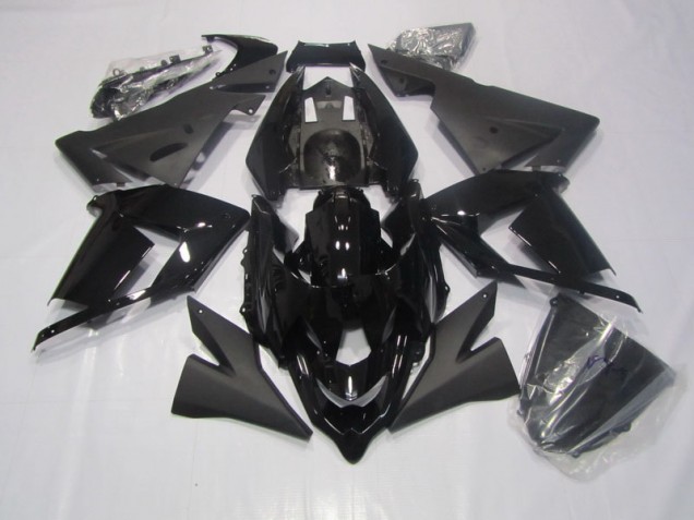 Black 2003-2005 Kawasaki ZX10R Motorcycle Fairing Black 2003-2005 Kawasaki ZX10R Motorcycle Fairing