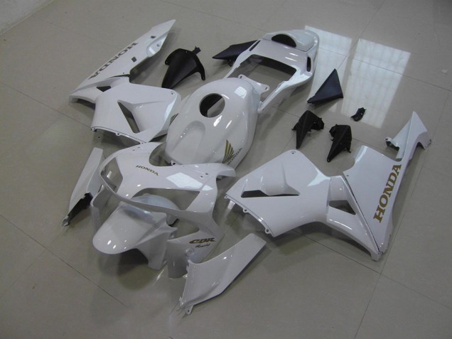 White 2005-2006 Honda CBR600RR Motorcycle Bodywork White 2005-2006 Honda CBR600RR Motorcycle Bodywork