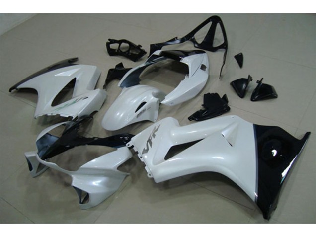 White Black 2002-2013 Honda VFR800 Motorcycle Fairings White Black 2002-2013 Honda VFR800 Motorcycle Fairings